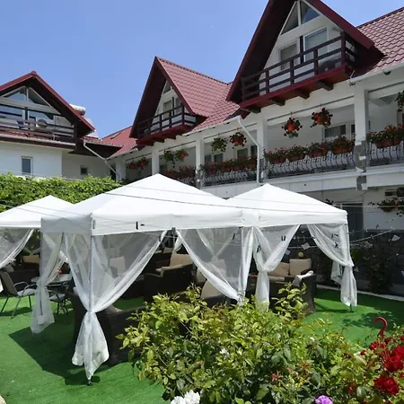Maison d'hôtes Pensiunea Adriana 4*