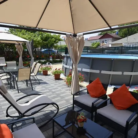 Pensiunea Adriana Maison d'hôtes