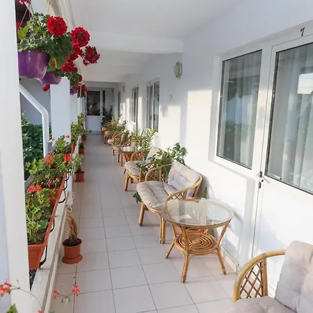 Pensiunea Adriana Guest house 3*
