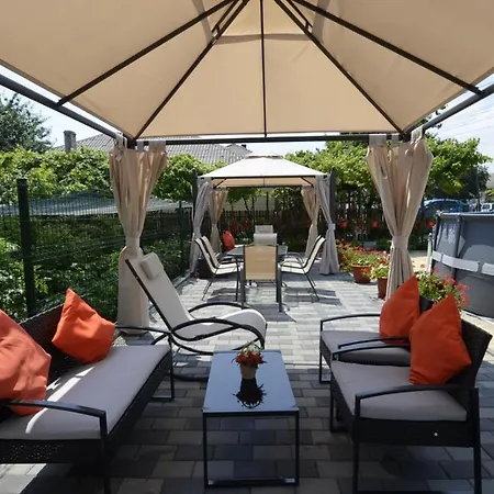 Pensiunea Adriana 4* Costinesti